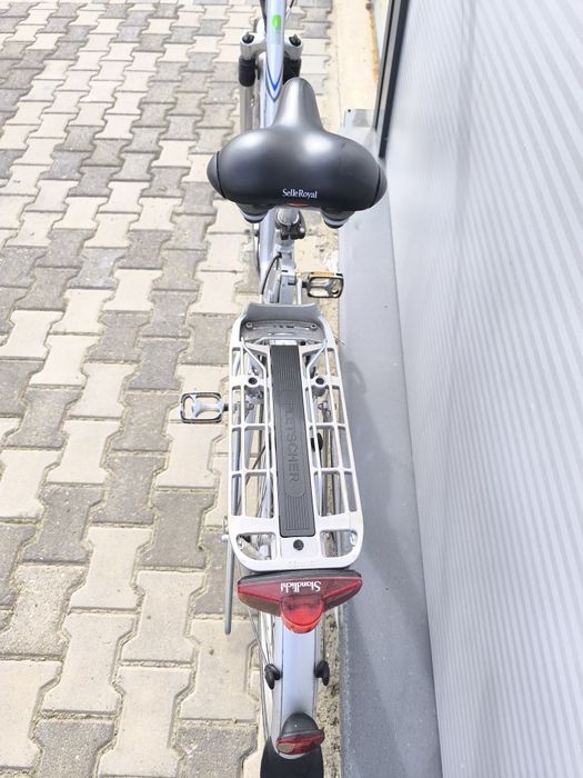 Bicicleta dama Pegasus full suspension.