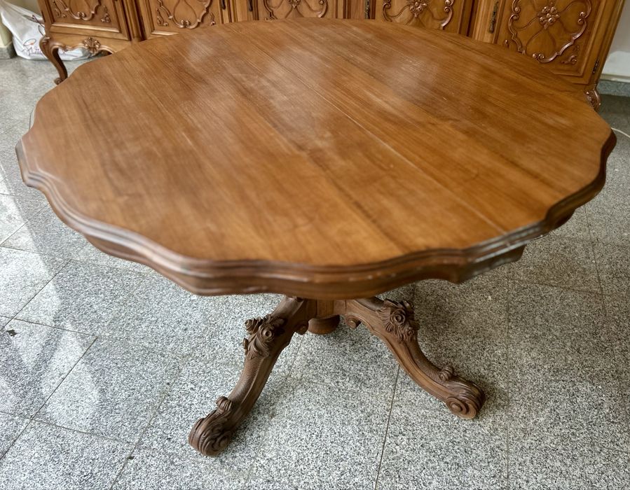 Masa extensibila cu 6 scaune
