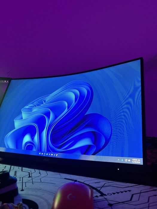 Vand Monitor Gaming Curbat WLED VA AOC 27" FHD 240Hz 0.5 ms