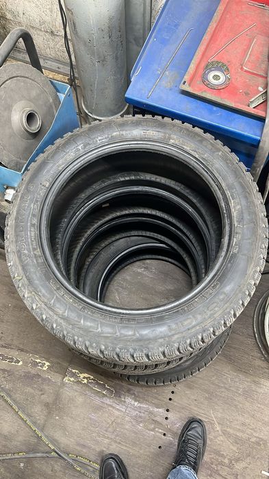 Зимняя резина в хорошем состоянии