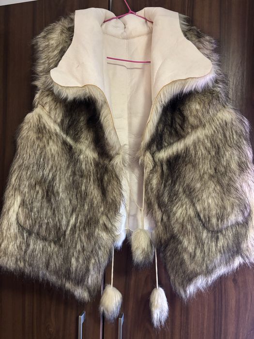 Vesta din blana artificiala