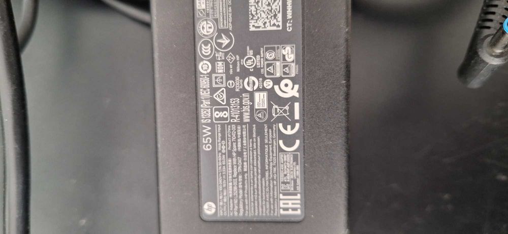 Incarcator alimentator laptop HP, Dell cu mufa mica, pin central 19,5V