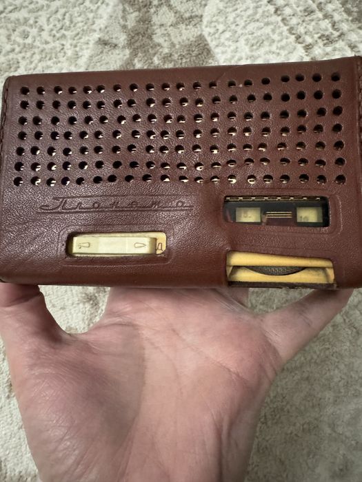 Продам радиоприемник