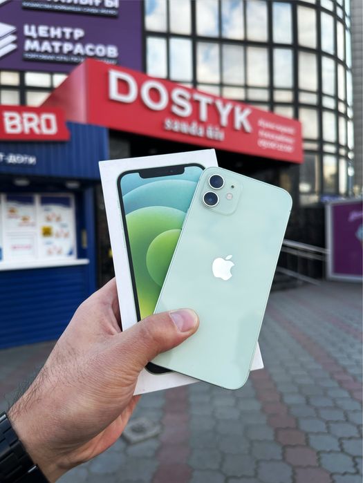 Продам iPhone 12 в идеале 128gb