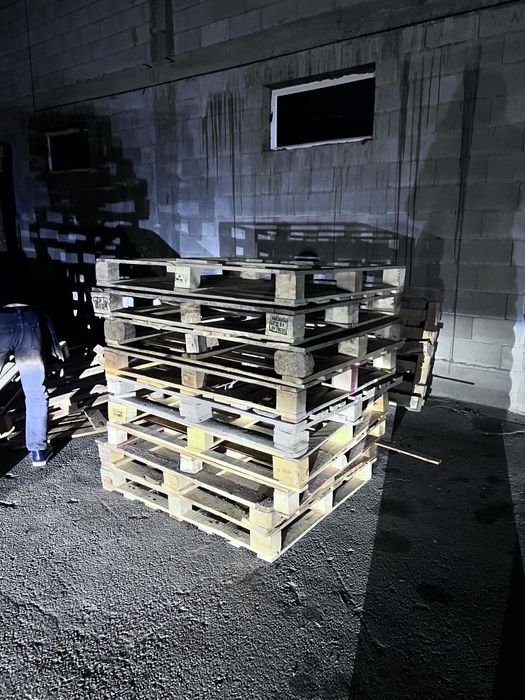 Продам поддоны б/у