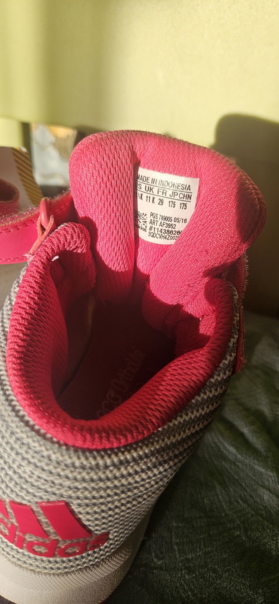 Детски високи маратонки Adidas - 29 номер