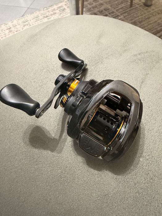 Макара за риболов мултипликатор westin w6 201