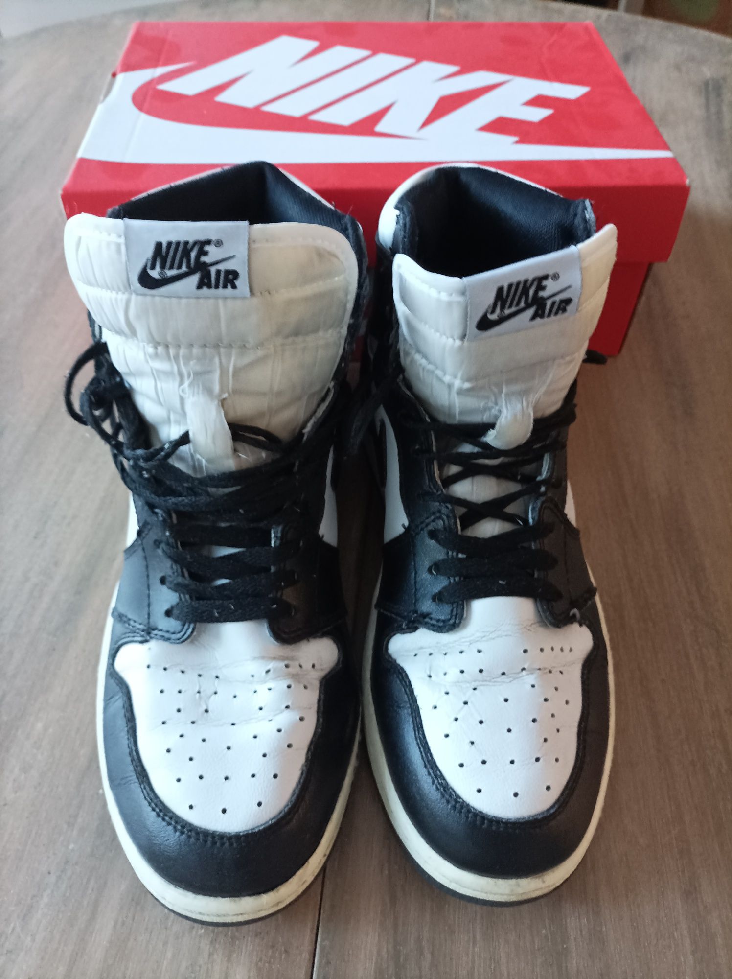 NIKE Air Jordan 1 Retro - Спортни обувки