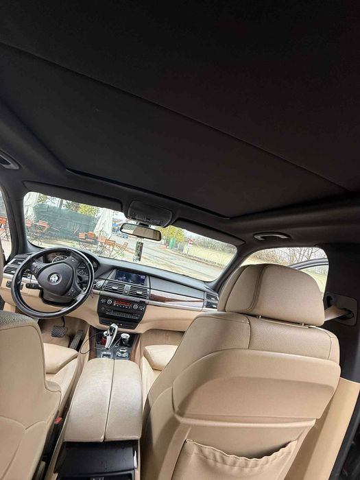 Vând bmw x5 2012