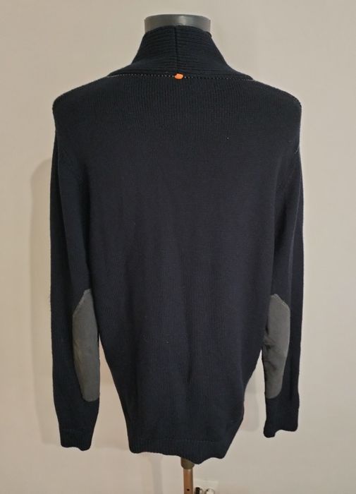 Cardigan Hugo Boss XL și vestă Nike 2XL