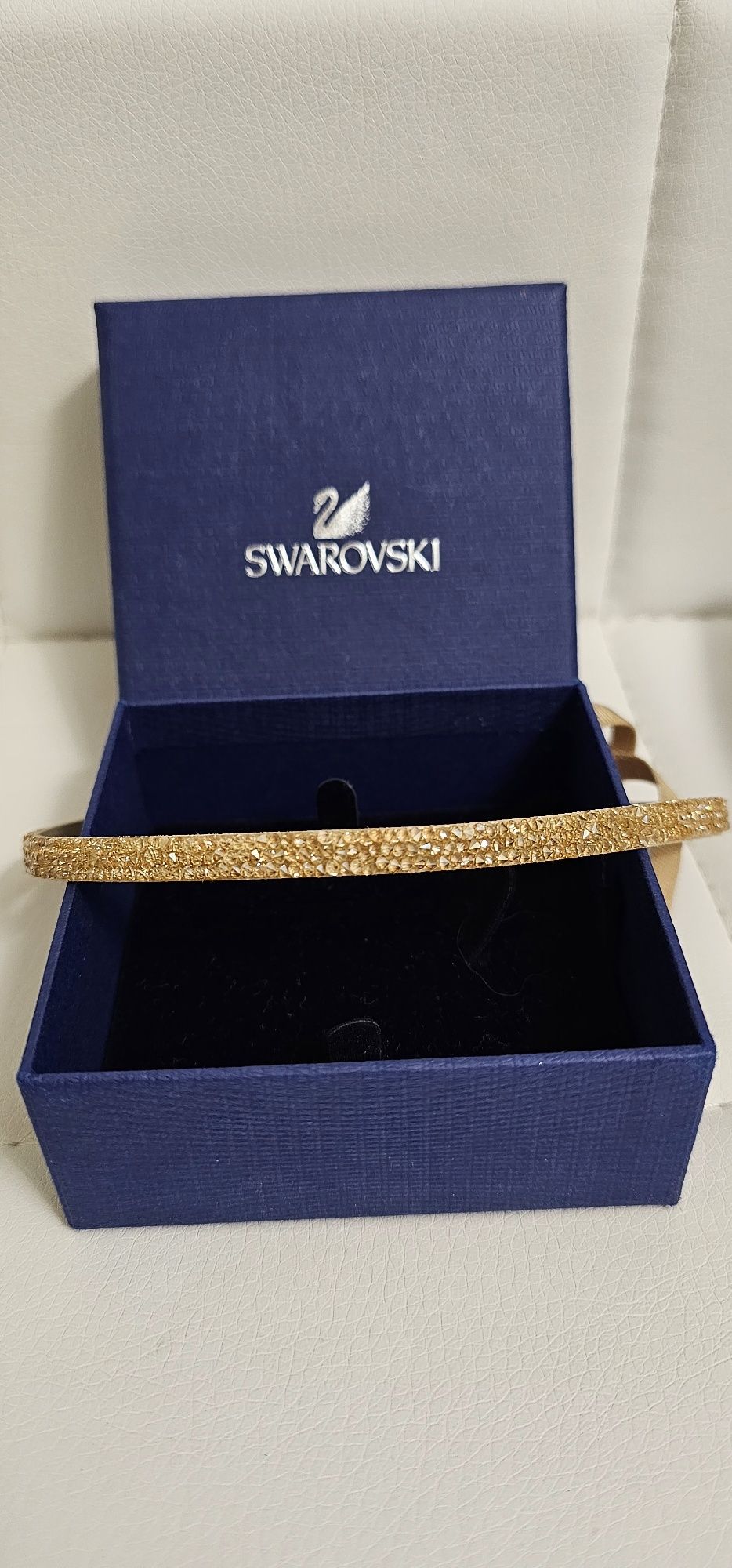 Гривна и чокър Swarovski