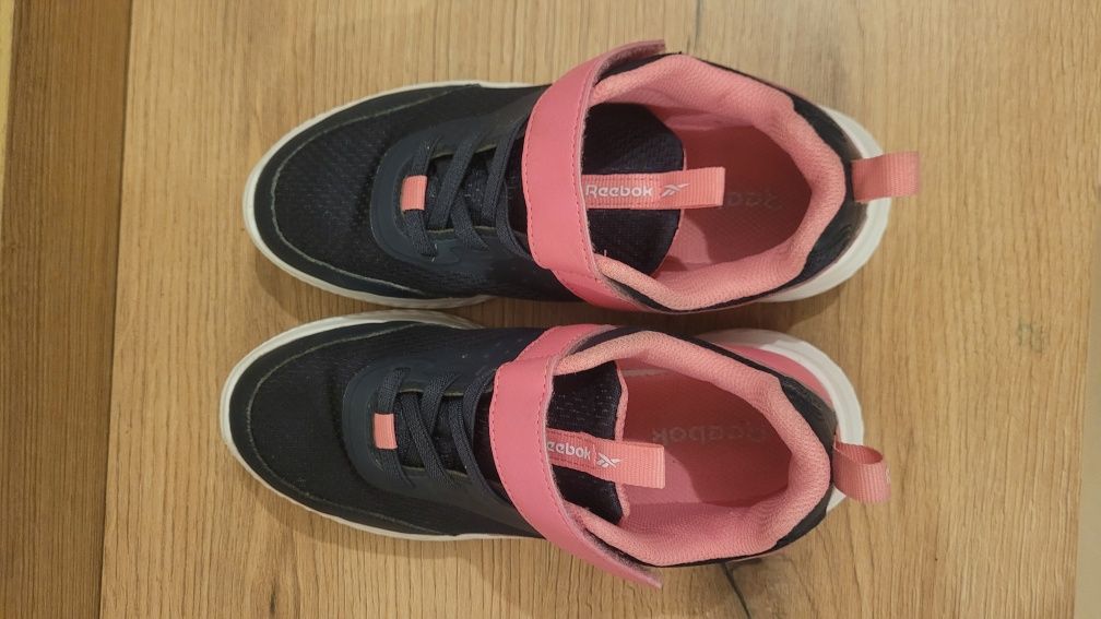 Маратонки за момиче Puma и Reebok 33/34