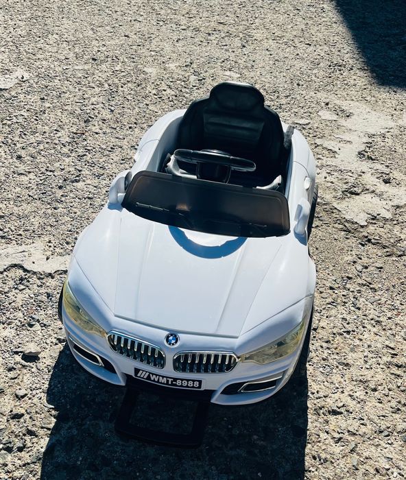 Детска кола BMW,много запазена