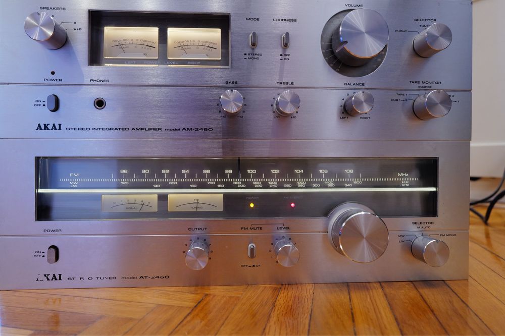 Linie audio Akai amplificator AT AM 2450 tuner deck casetofon GXC 715D