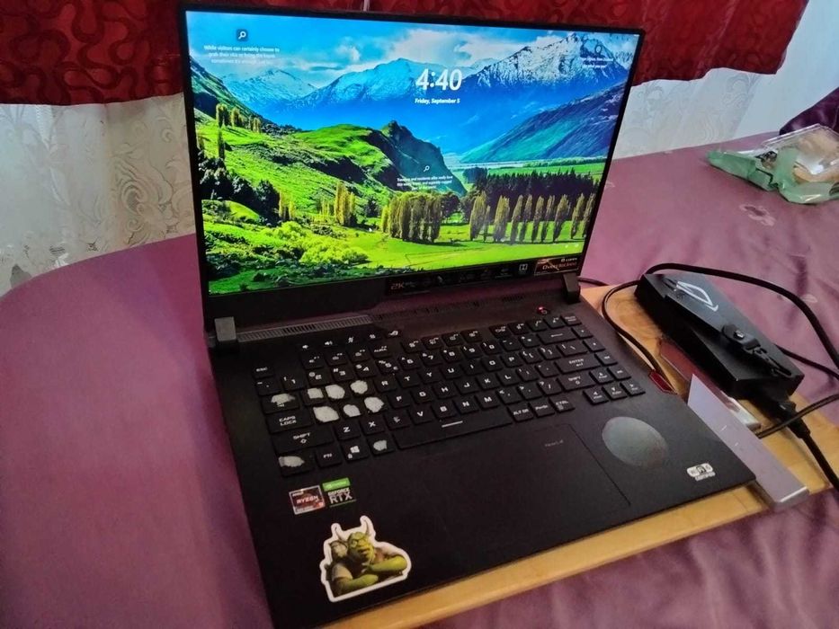 ASUS ROG Strix SCAR 15 – Ryzen 9, RTX 3060, 16GB, 1TB SSD