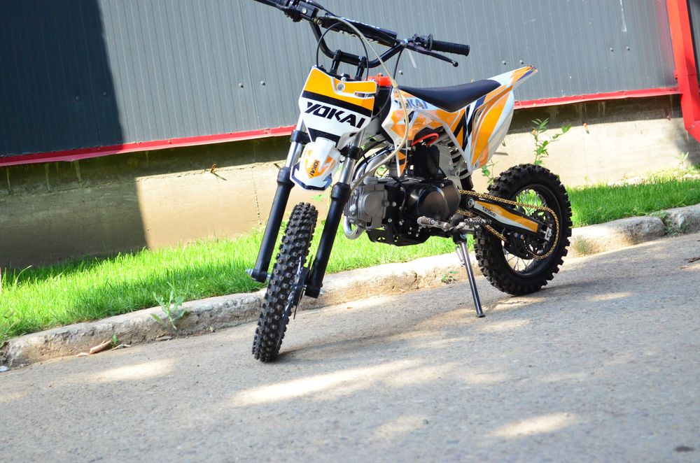 Moto-Cross Yokai 125cc Cutie Manuala Motor in 4 Timpi Nou