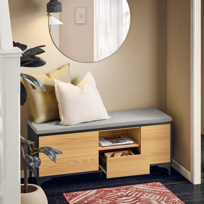 Comodă pentru pantofii