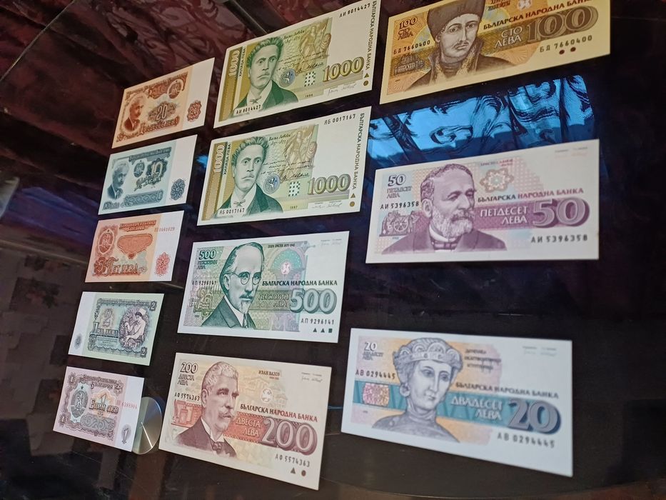 UNC Банкноти за колекция