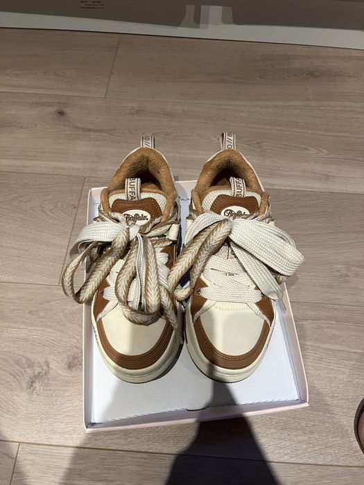 Adidasi Buffalo marimea 38