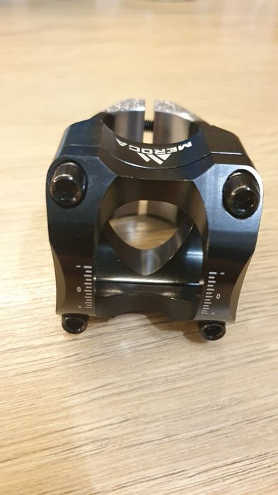 Лапа за велосипед 31.8  35 мм