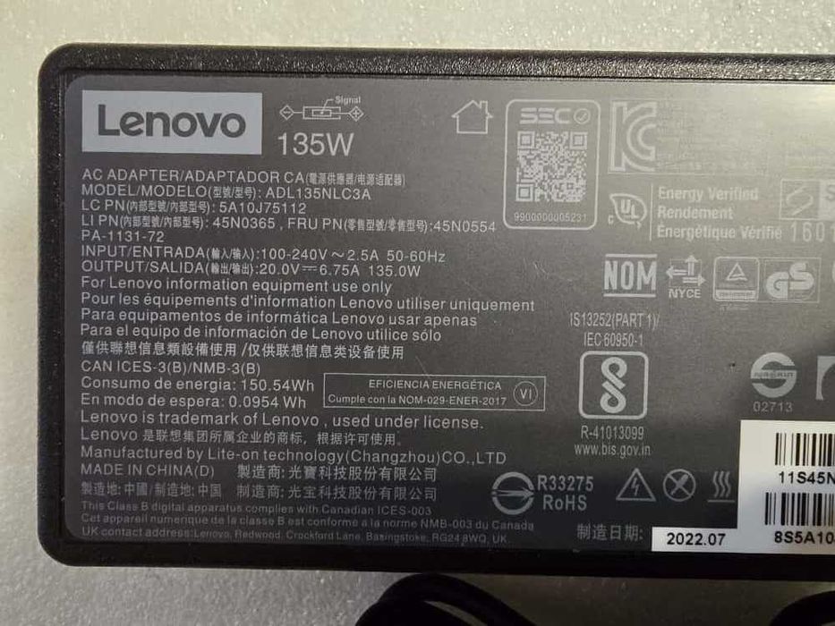 Incarcator laptop original Lenovo 135W, 20V, 6.75A - mufa USB