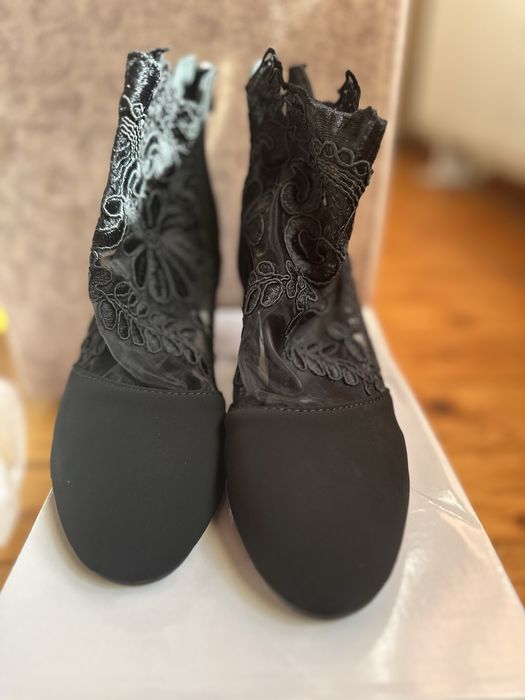 Дамски боти