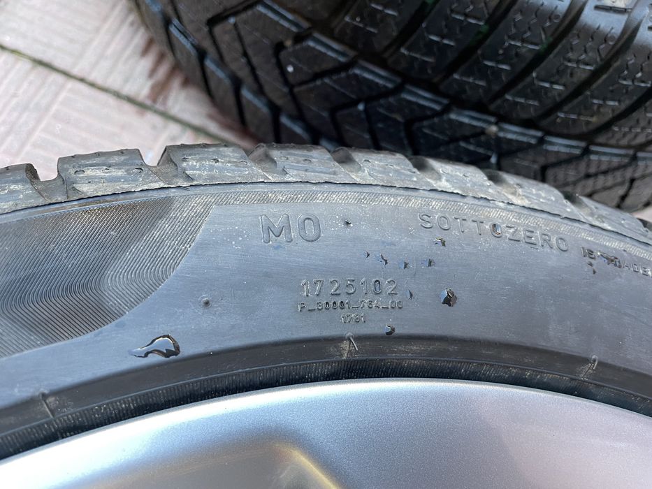 Jante R18 Mercedes W205 cu anvelope iarna Pirelli Sottozero 225/45/18