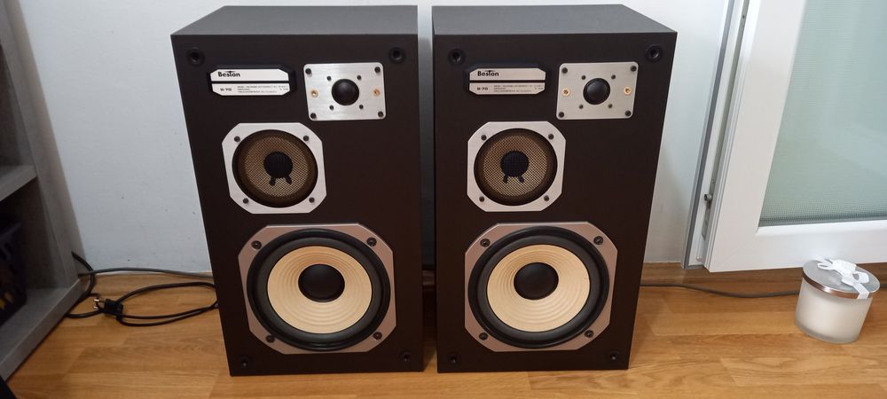 Boxe Beston pe 8 ohmi