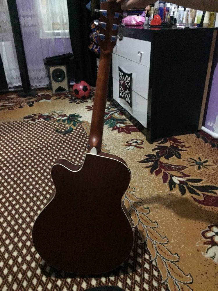 Gitara Ibanez elecrto akustik