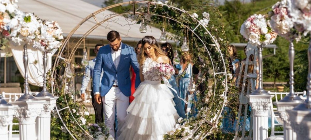Organizam Evenimente Cabana Casa Dia  Nunta Cununie Majorat Continuare