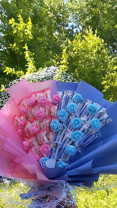 Сладкий букет из конфет на заказ