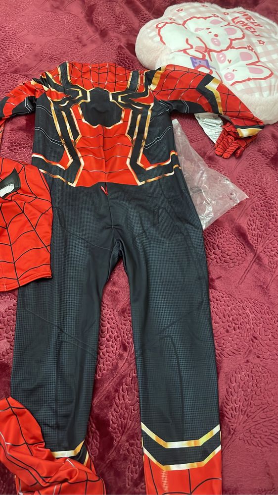 Человек паук супергерои трансформеры марвел костюмы