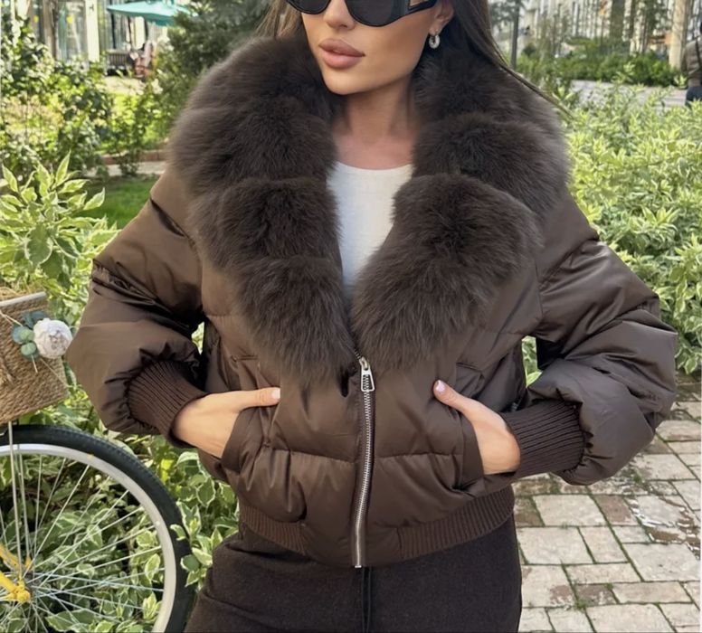 Стильный пуховичёк с мехом песца