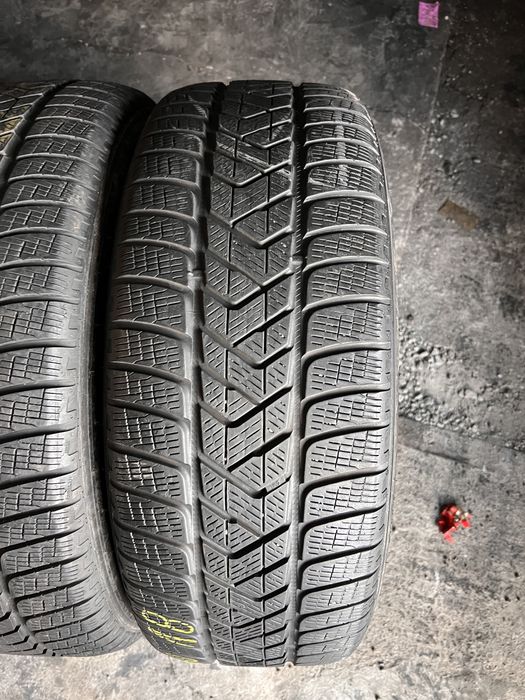 4 anvelope iarna 235/60/18 , Pirelli , DOT 2021 !