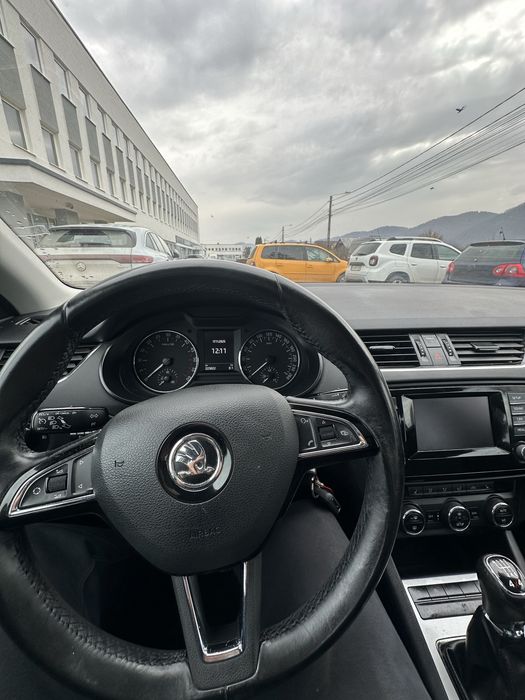 SKODA Octavia 4x4, Panoramic - 2.0 TDI