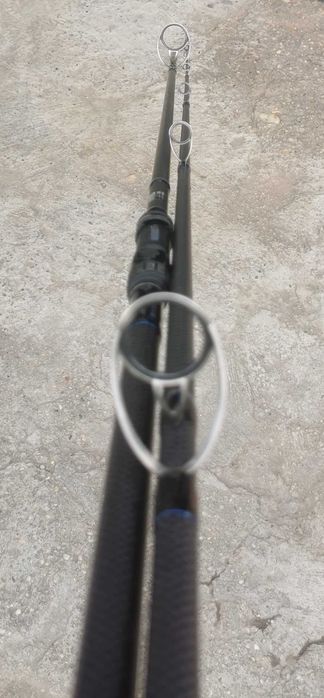 Lanseta Tazura Class 3k - 3.90 - 4lbs plus husa - Impecabila