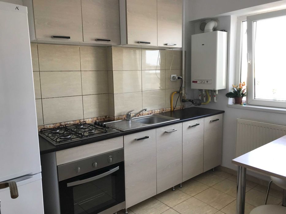 Ofer spre inchiriere garsoniera sect 4