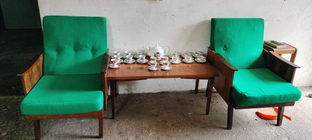 Fotoale de vânzare cu tot cu măsuță