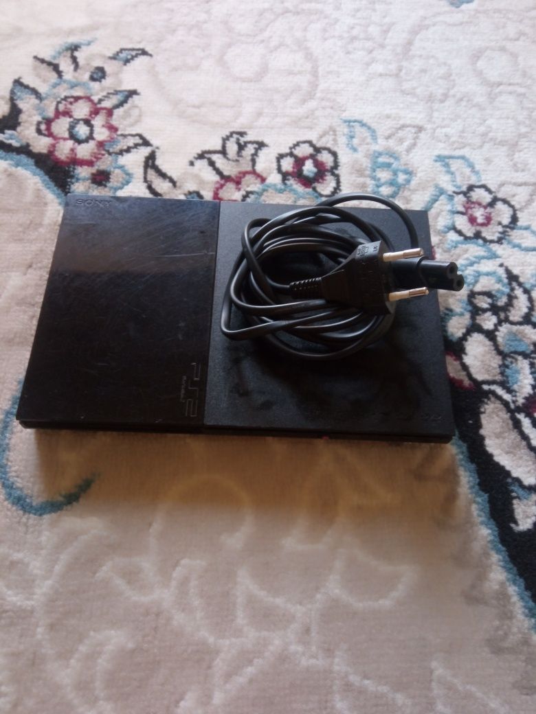 Playstation 2 sotiladi