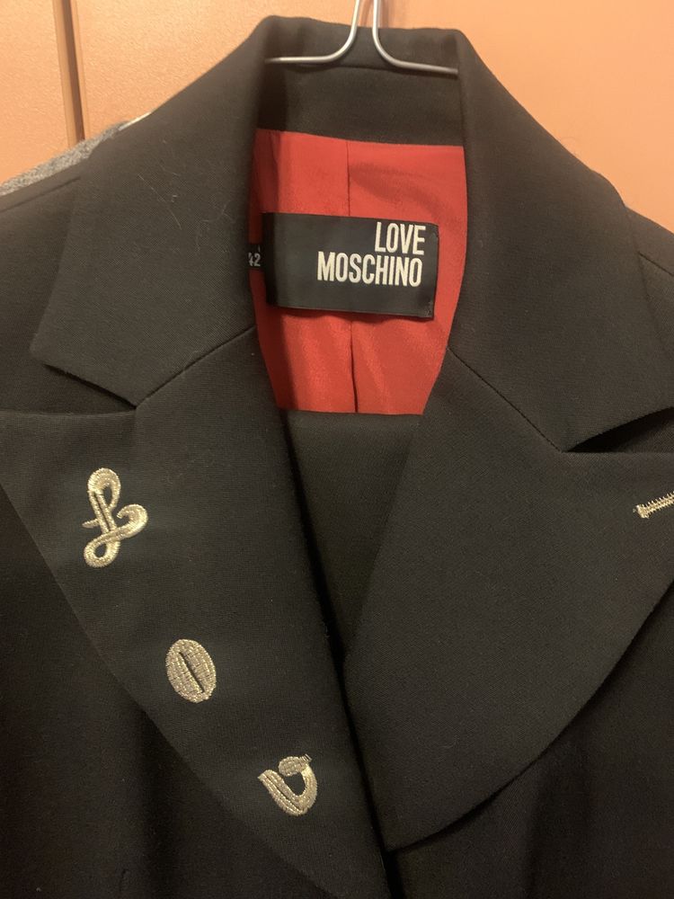 Костюм Moschino Love