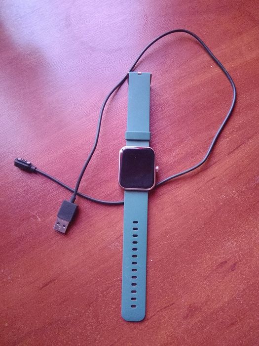 Часы Apple в новом состоянии