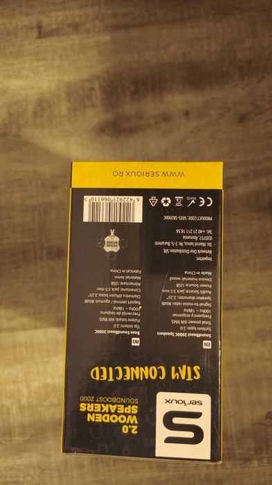 Boxe Serioux: sistem 2.0, lemn, 6W NOI -- Tellur: plastic, 10W Second