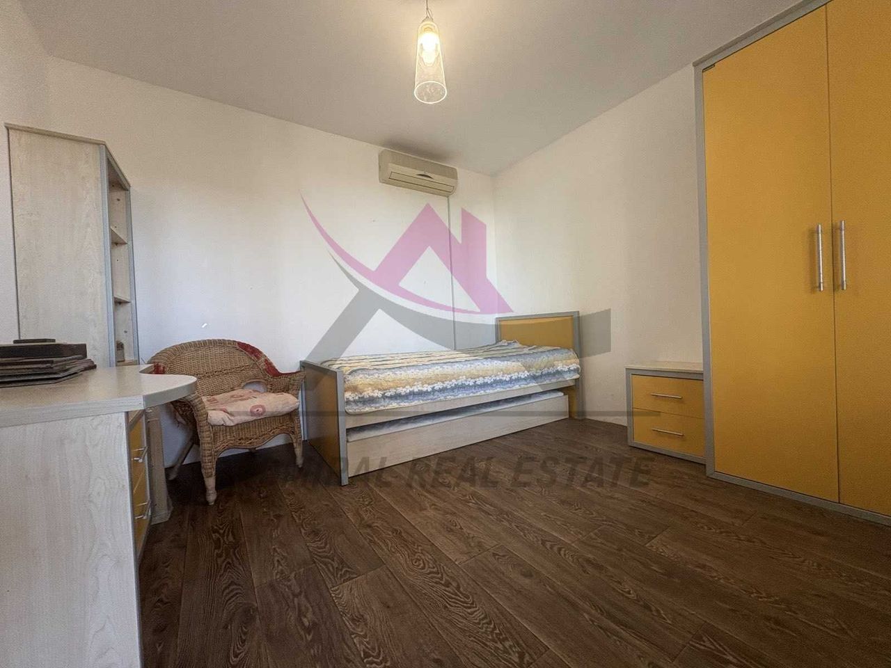 Дава се под наем Къща в Варна, м-т Ракитника - 160 кв.м за 1200 € - Снимка #2