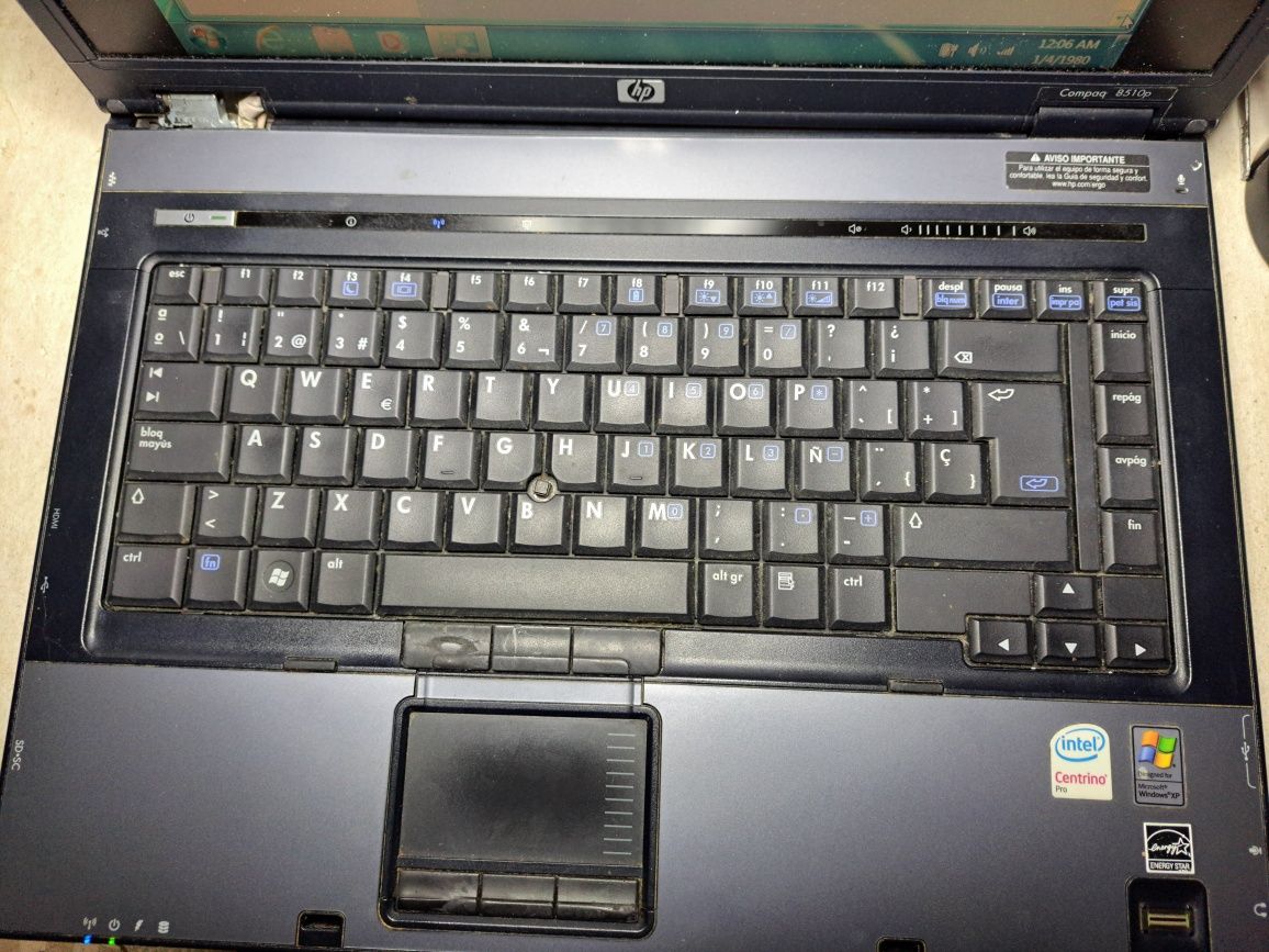 Laptop Compaq presario F700