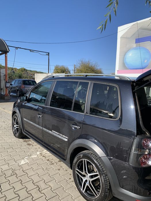 Vw touran cross dsg