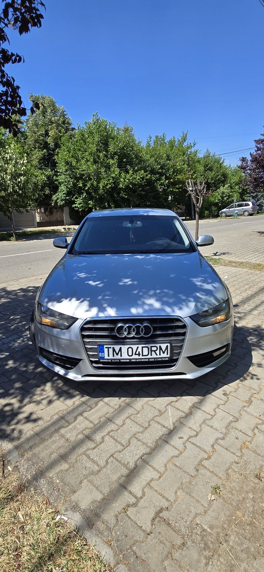 Audi A4 Limousine