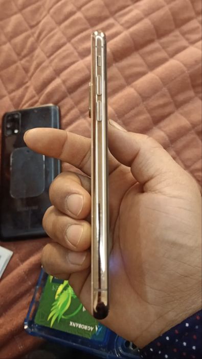 Iphone Xs 64gb gold