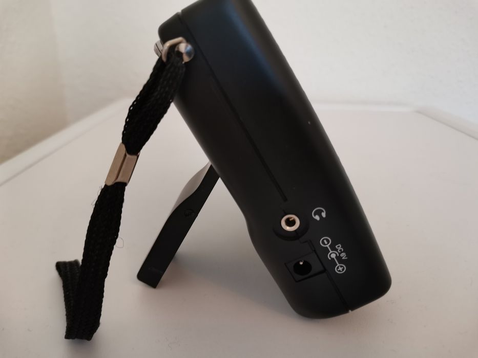 Radio Digital cu alarmă.