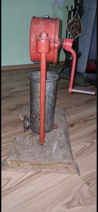 Cârnāțar Alexanderwerk