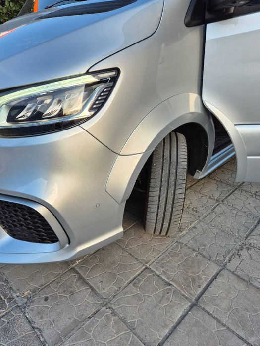 Джанти с гуми за Mercedes Sprinter 
като нови MICHELIN 235/60/17C